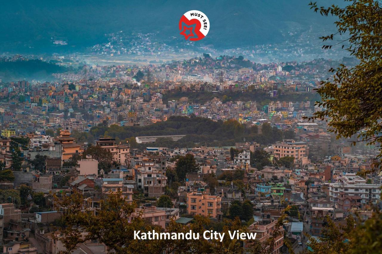 Oyo 589 Hotel Trimurti Kathmandu Bagian luar foto